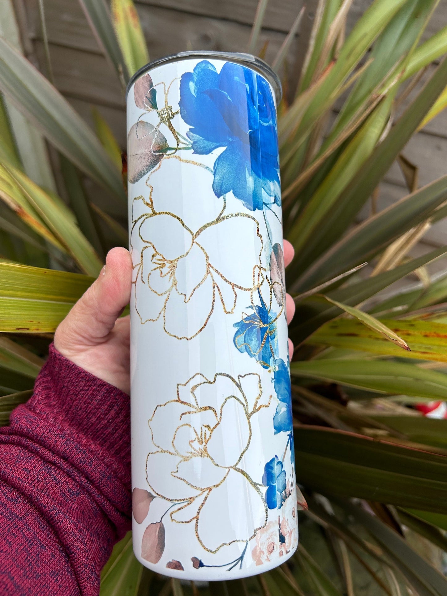 20oz MOM tumbler and straw