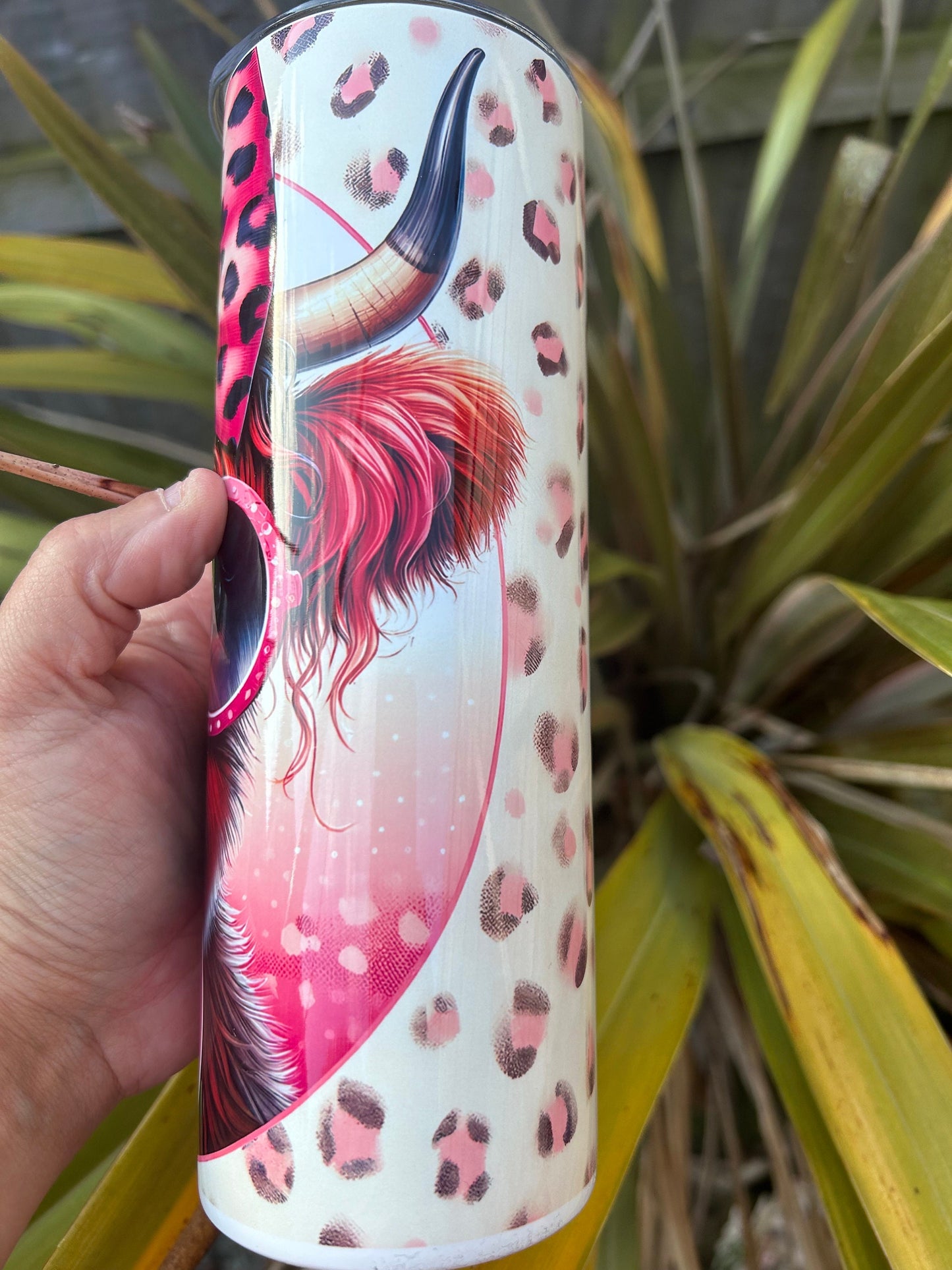 20oz bubblegum highland cow tumbler and straw