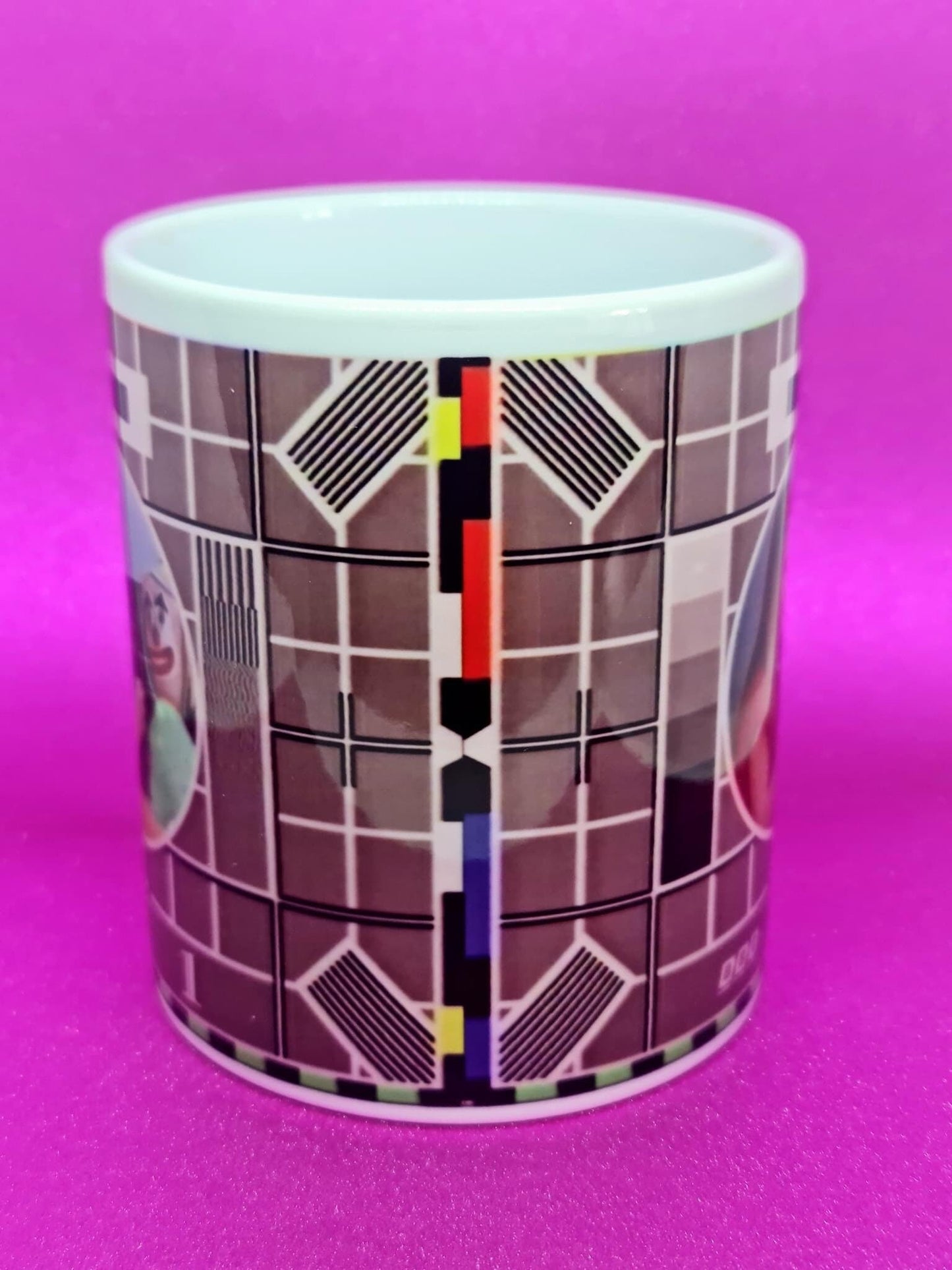 Vintage television testcard mug