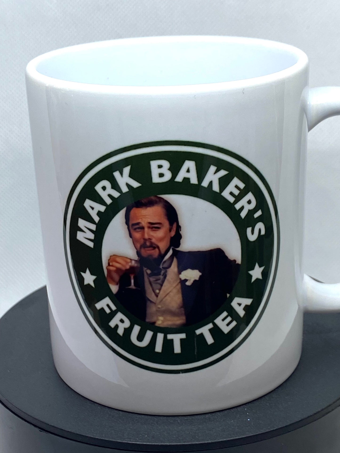 Leonardo DiCaprio, Starbucks,actor coffee cup