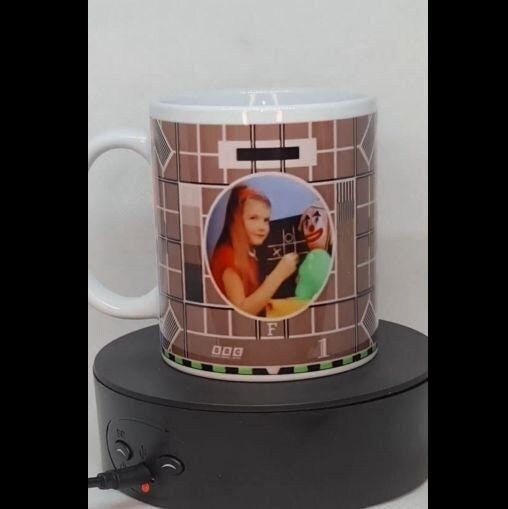 Vintage television testcard mug