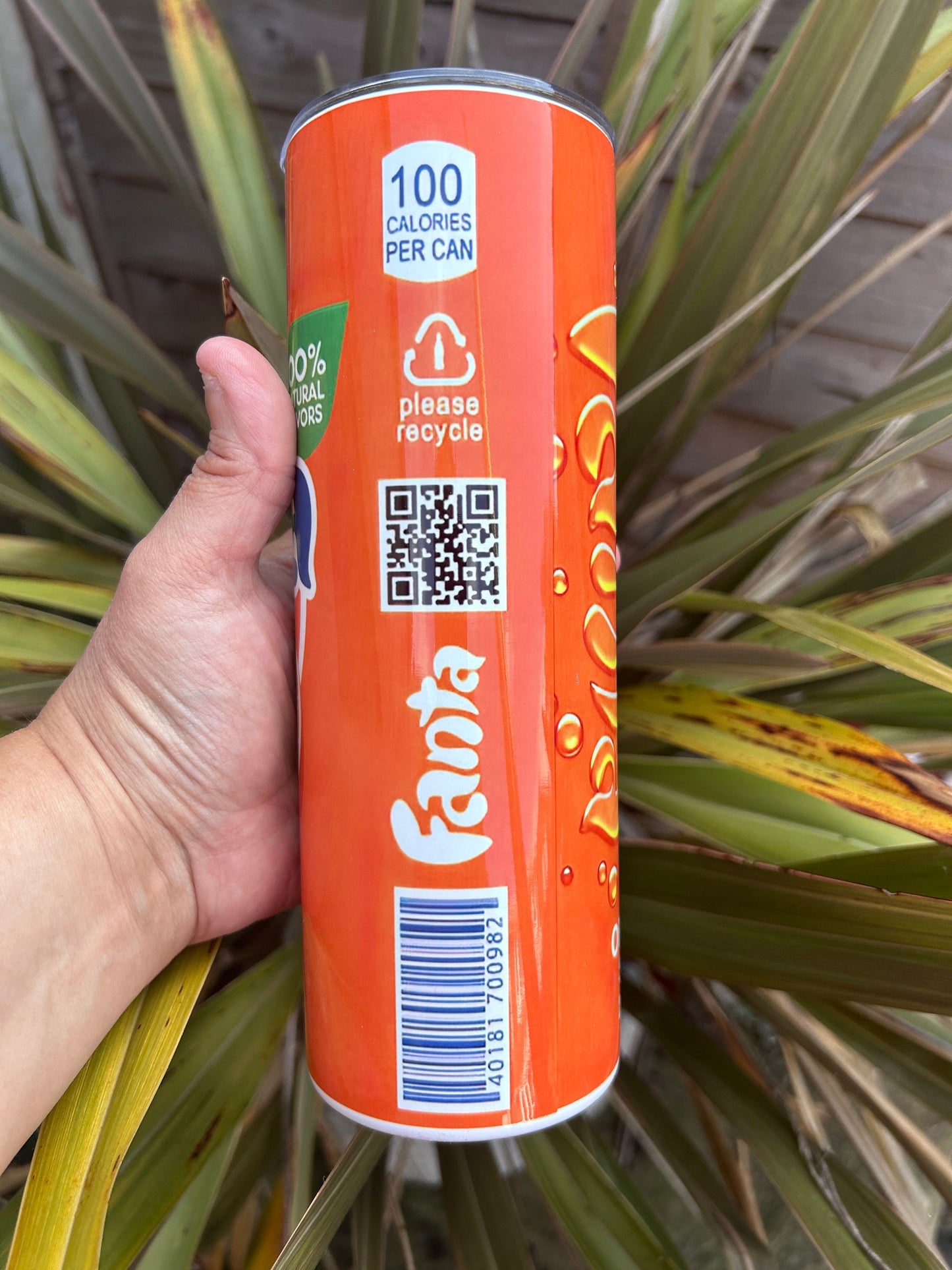 20oz fizzy pop drink  tumbler and straw