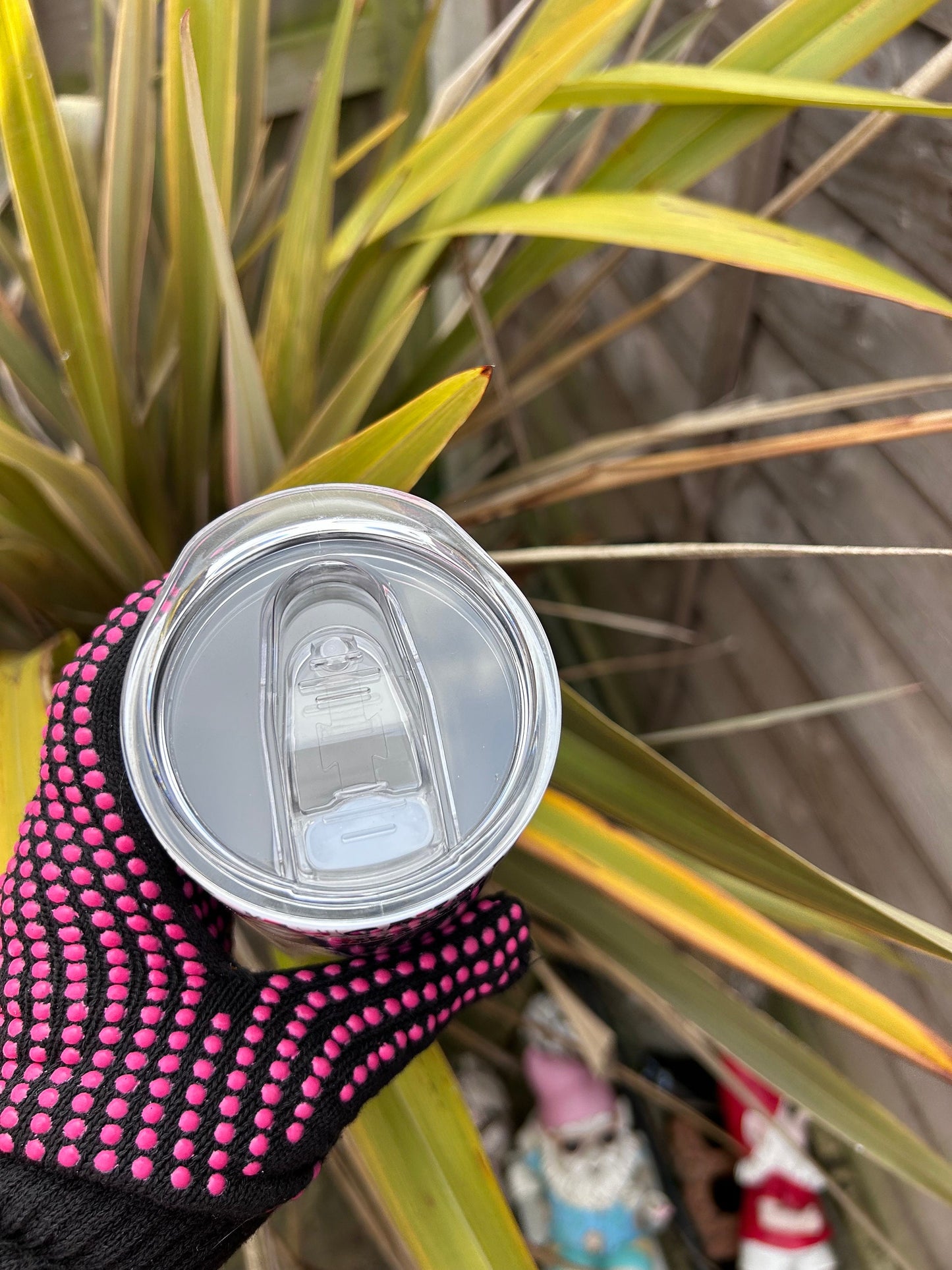 20oz Spooky Horror tumbler and straw