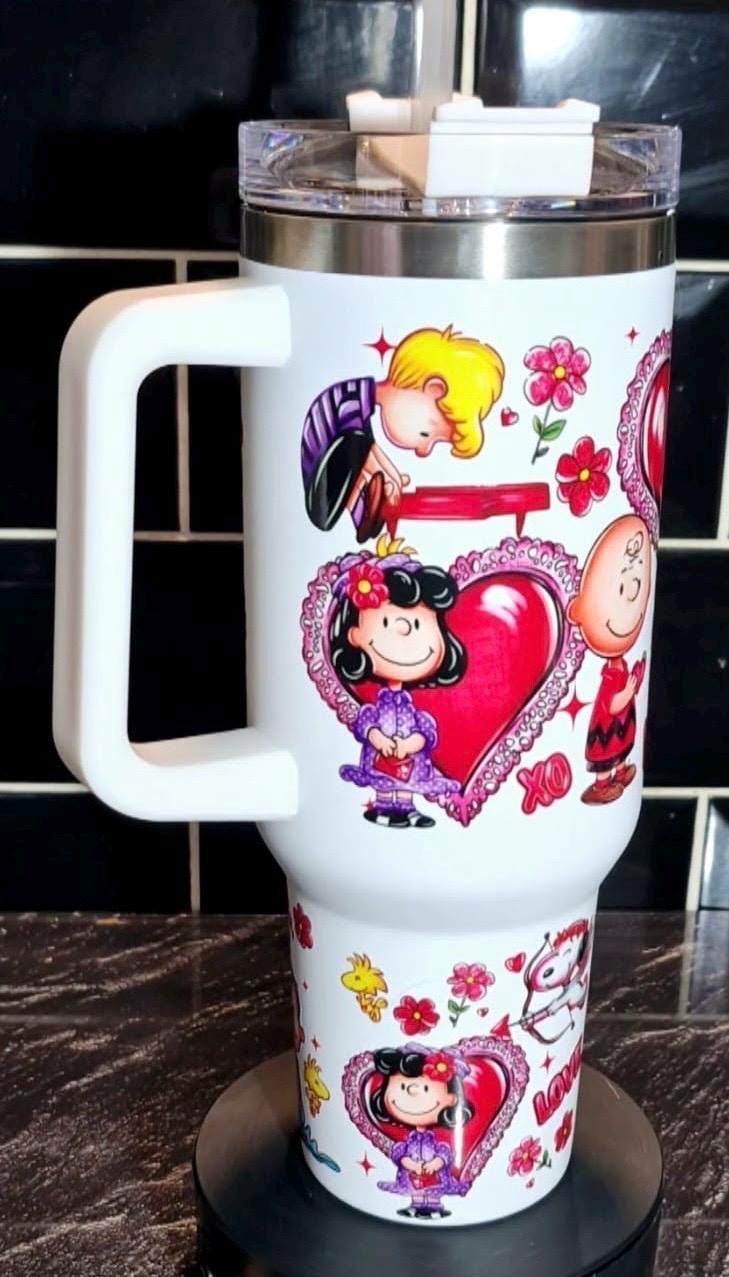 40oz Snoopy cartoon Valentine Tumbler