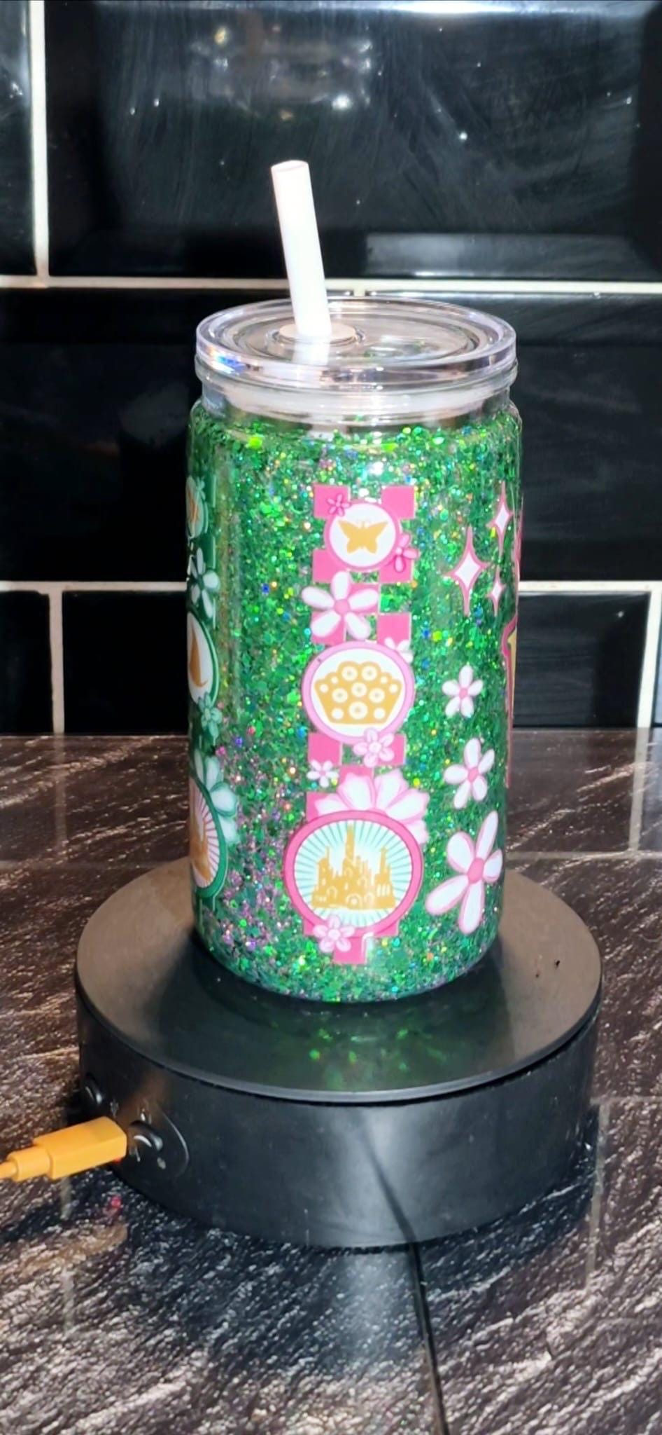 Green Acrylic Wicked No Globe Libby can and straw
