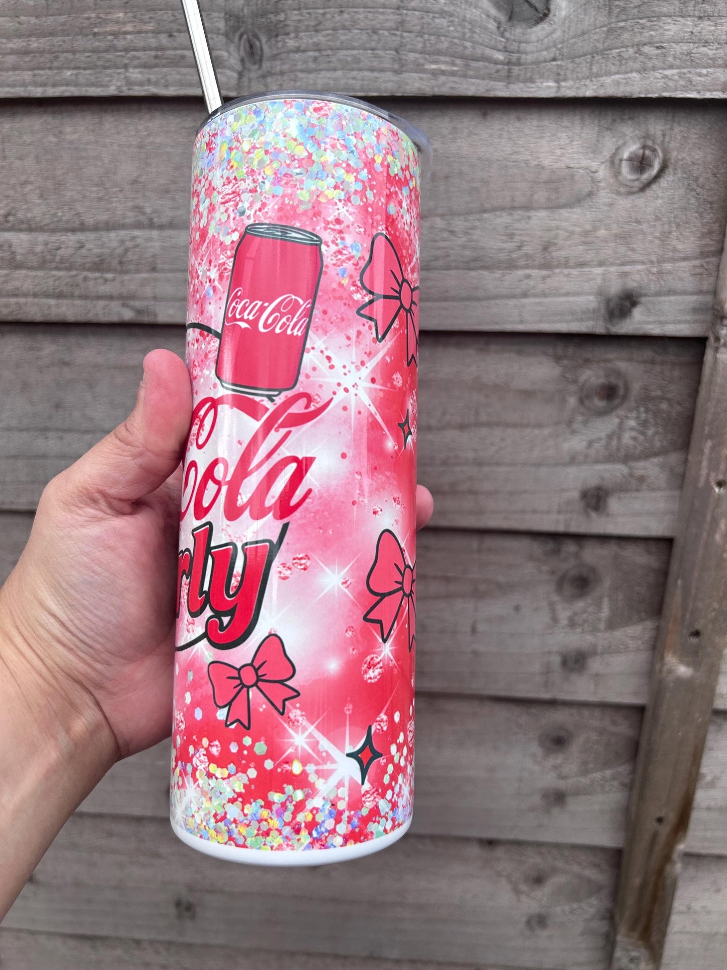 20oz fizzy drink tumbler and straw